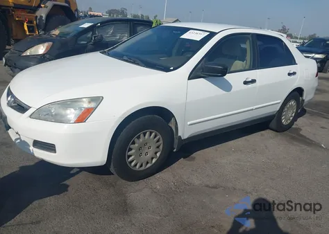 2006 Honda Accord 2.4 Vp из США, поврежденный, VIN JHMCM56186C010702